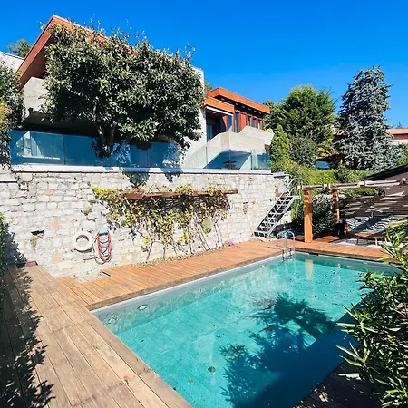 Family With Garden And Amaizing View To Lugano Bed & Breakfast